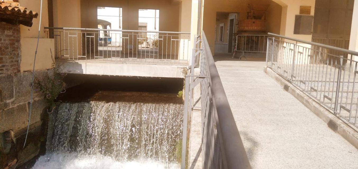 Borgo Antico Chalet Appartamenti Fara Novarese Exterior foto